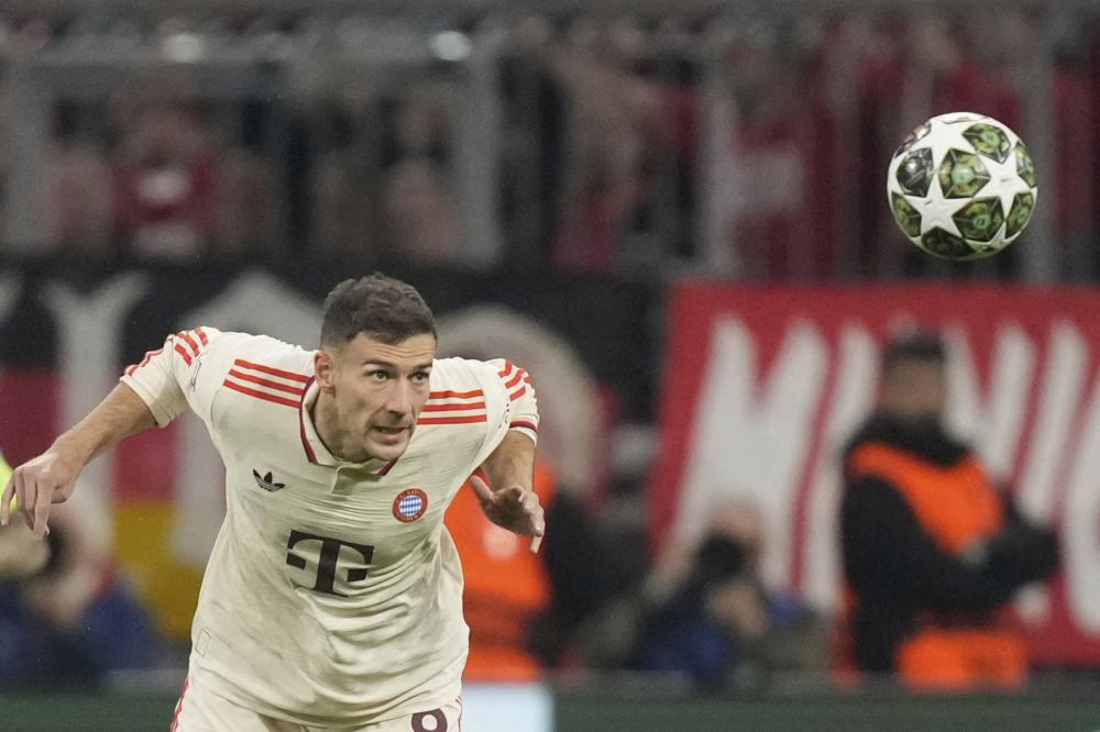 靠阿根廷前 靠阿根廷前